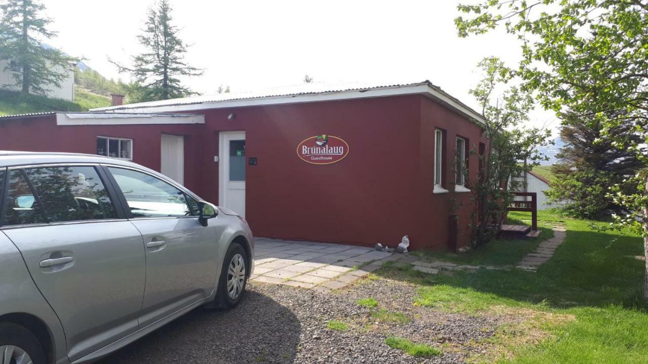 Brunalaug Guesthouse - Holiday Home Eyjafjaroarsveit Exterior foto