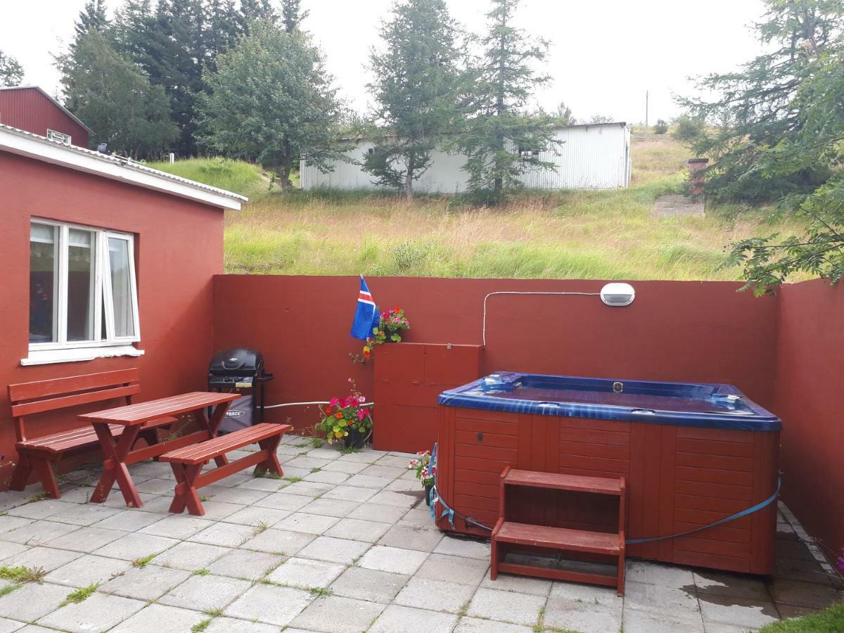 Brunalaug Guesthouse - Holiday Home Eyjafjaroarsveit Exterior foto